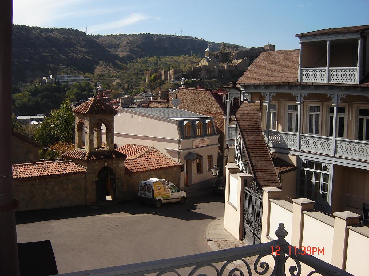 Old Metekhi Apartment Tbilisi Exterior photo